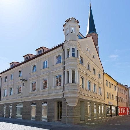 Motel Q- Das Kleine Stadthotel Dingolfing Extérieur photo